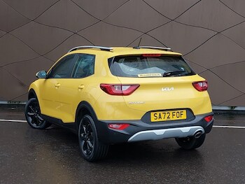 Used Kia Stonic 2022 for sale - 76942099: Photo