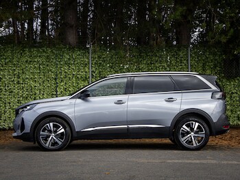 Used Peugeot 5008 2024 for sale - 76195081: Photo 4