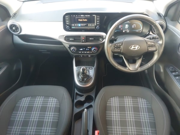 Used Hyundai i10 2024 for sale - 76325204: Photo 2