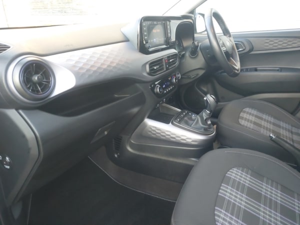Used Hyundai i10 2024 for sale - 76325204: Photo 5