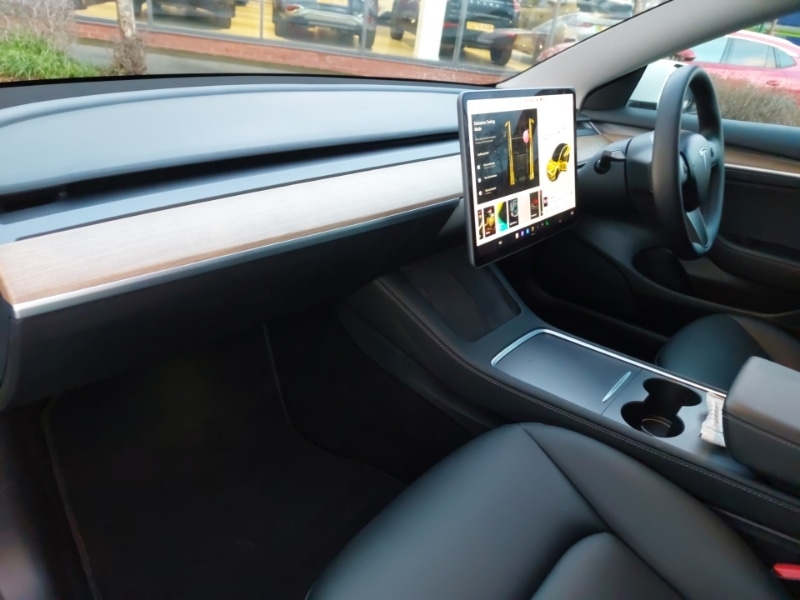 Used Tesla Model 3 2021 for sale - 77353358: Photo 5