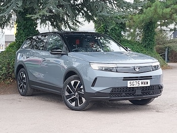 2025 - 1.2 Hybrid 145 Ultimate 5dr e-DCT6 [Fixed Roof]