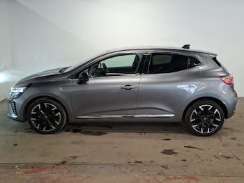 Used Renault Clio 2025 for sale - 79650265: Photo