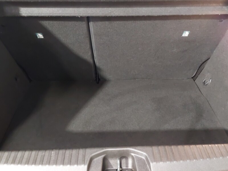 Used Renault Clio 2023 for sale - 77876381: Photo 8