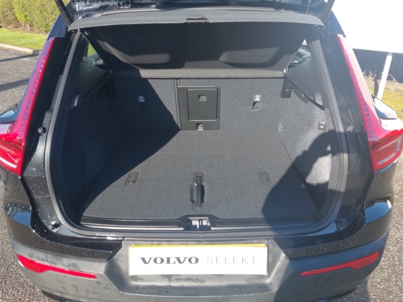 Used Volvo XC40 2024 for sale - 78126947: Photo 8