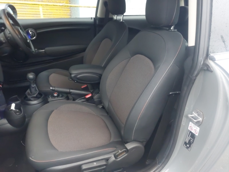 Used MINI Hatch 2020 for sale - 77509545: Photo 5