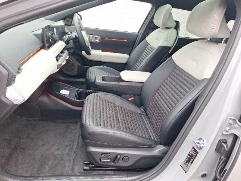 Used Kia EV4 2025 for sale - 77949627: Photo 5