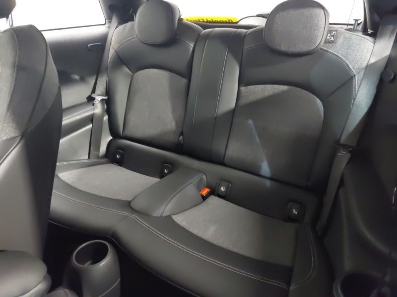 Used MINI Hatch 2021 for sale - 77325599: Photo 6