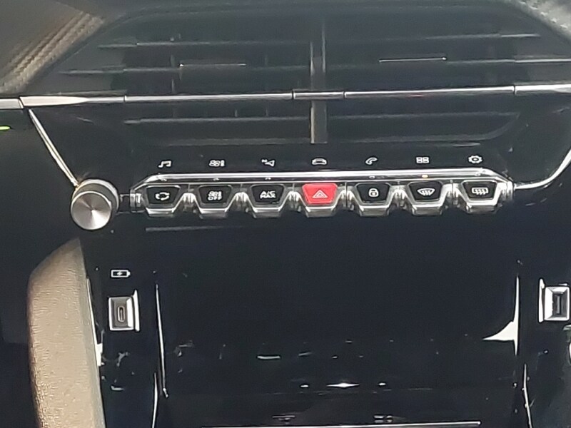 Used Peugeot 208 2022 for sale - 76644250: Photo 11