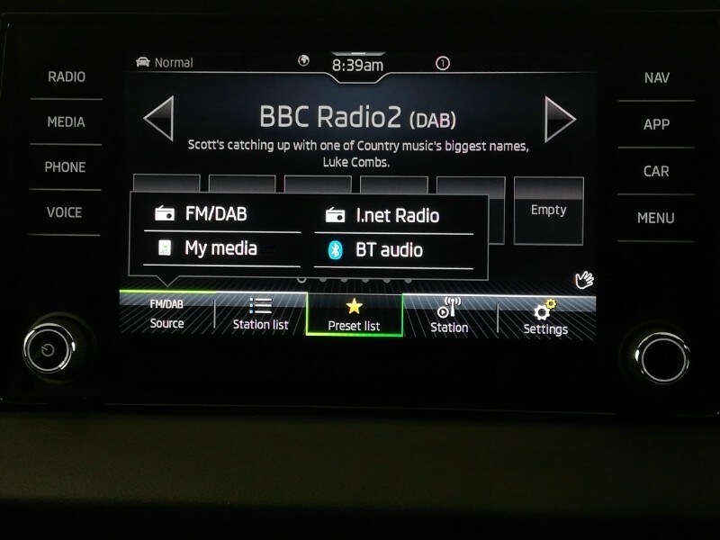 Used Skoda Karoq 2024 for sale - 76331325: Photo 12