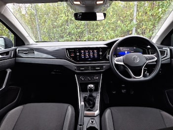 Used Volkswagen Polo 2023 for sale - 76537500: Photo