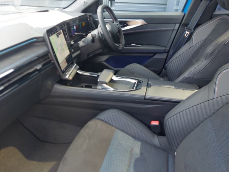 Used Renault Other 2025 for sale - 76103111: Photo 5