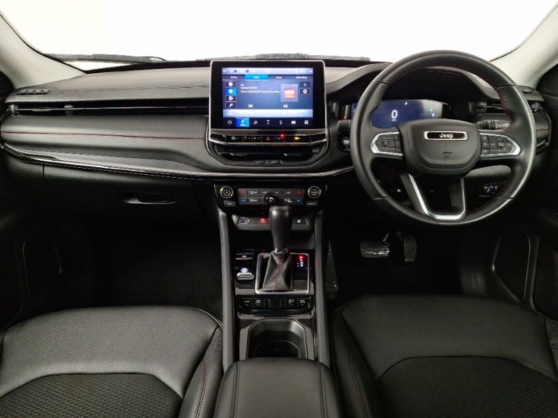 Used Jeep Compass 2023 for sale - 76907567: Photo 2