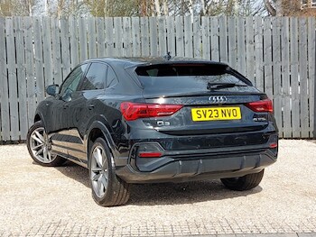 Used Audi Q3 2023 for sale - 78439149: Photo