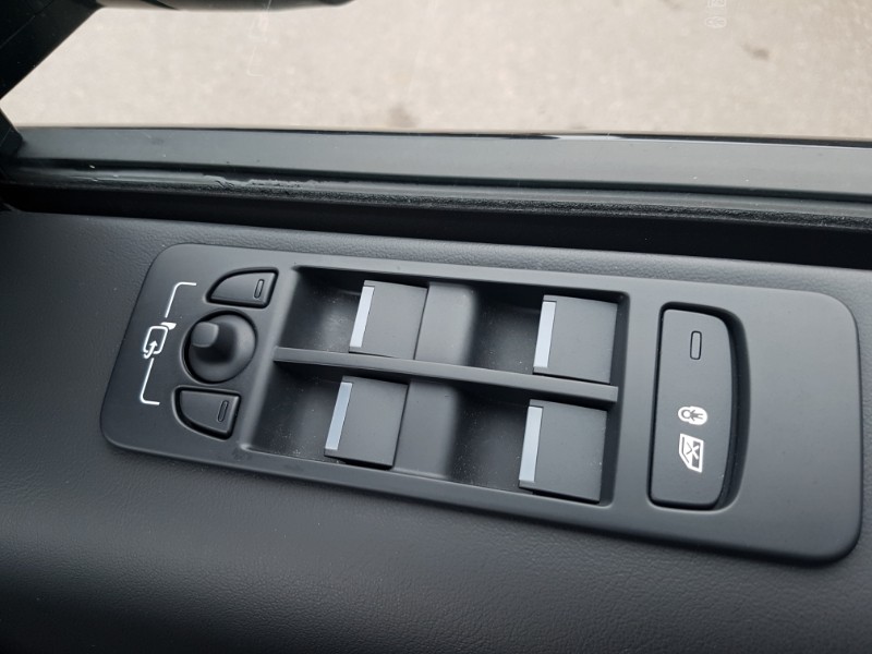 Used Land Rover Discovery Sport 2023 for sale - 78032443: Photo 12