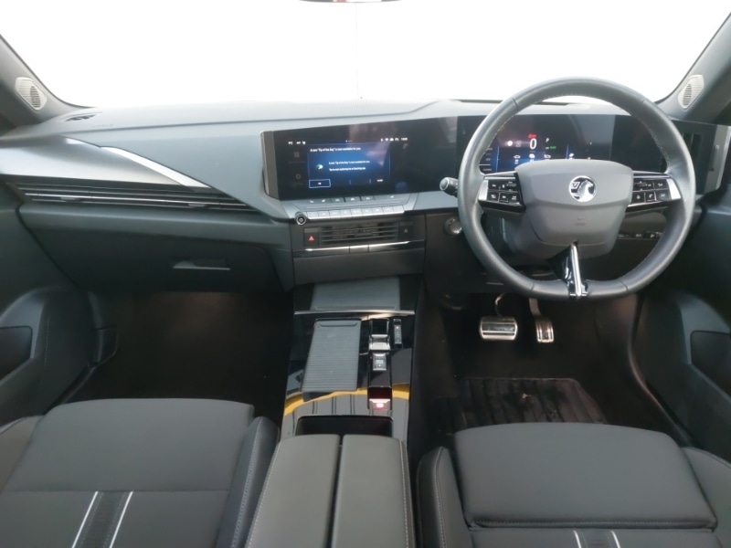 Used Vauxhall Astra 2024 for sale - 77115559: Photo 2