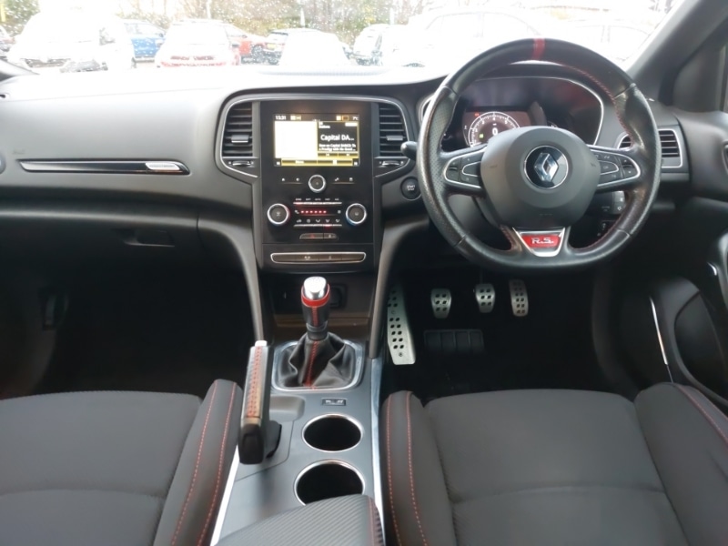 Used Renault Megane 2019 for sale - 76583837: Photo 2