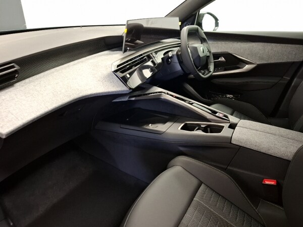 Used Peugeot 5008 2025 for sale - 76254284: Photo 5