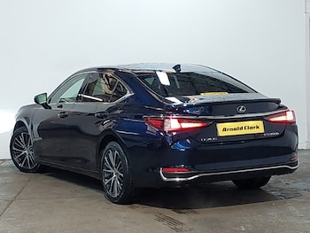 Used Lexus ES 2023 for sale - 75663354: Photo