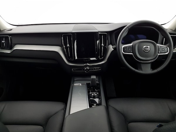 Used Volvo XC60 2024 for sale - 76254215: Photo 2