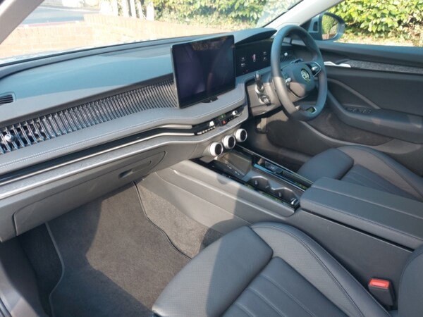 Used Skoda Superb 2024 for sale - 76225655: Photo 5