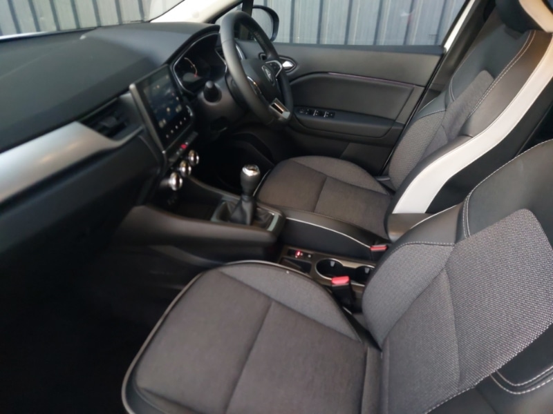 Used Renault Captur 2022 for sale - 77070585: Photo 5