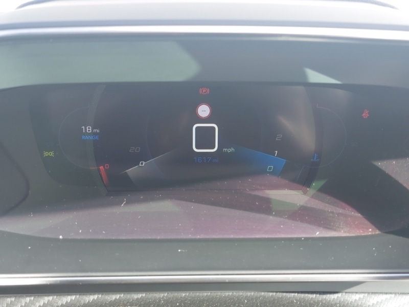 Used Peugeot 2008 2023 for sale - 77933693: Photo 10