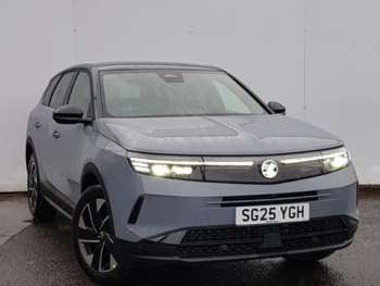 2025 - 1.2 Hybrid [136] Ultimate 5dr e-DCT6 [Pan Roof]