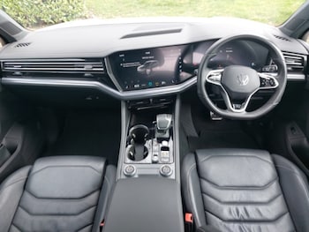 Used Volkswagen Touareg 2023 for sale - 78547587: Photo