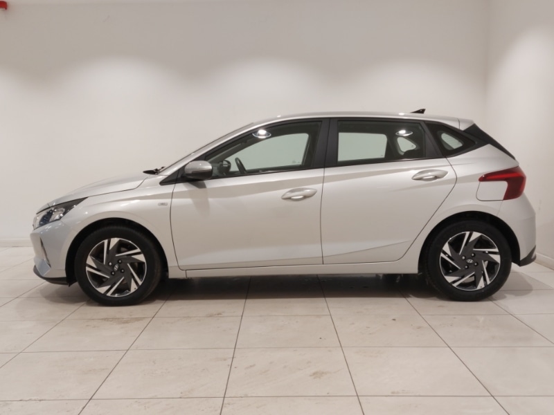 Used Hyundai i20 2022 for sale - 76704933: Photo 4