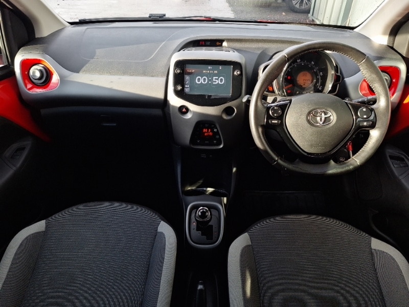 Used Toyota AYGO 2021 for sale - 77325782: Photo 2