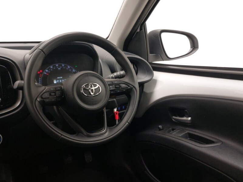 Used Toyota Aygo X 2022 for sale - 76479099: Photo 11
