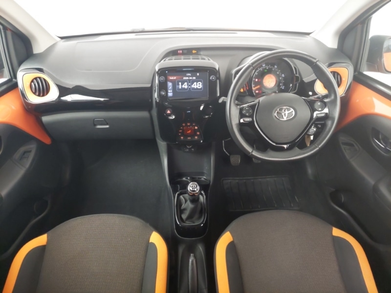 Used Toyota AYGO 2020 for sale - 78146425: Photo 2