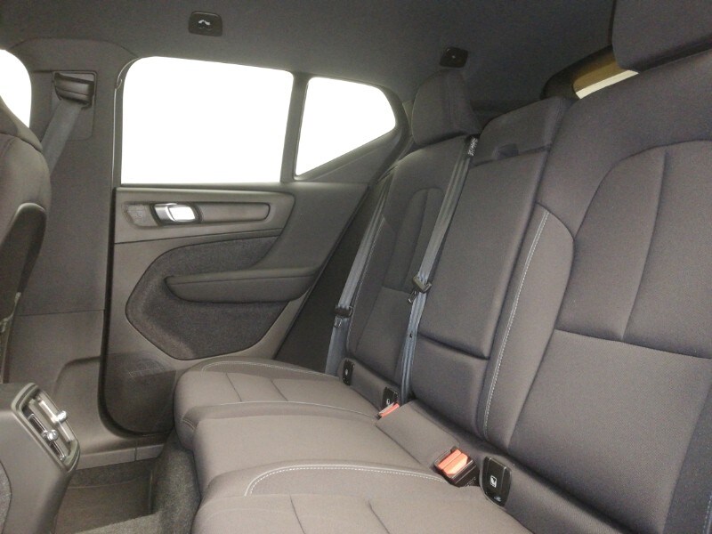 Used Volvo XC40 2023 for sale - 78041531: Photo 6