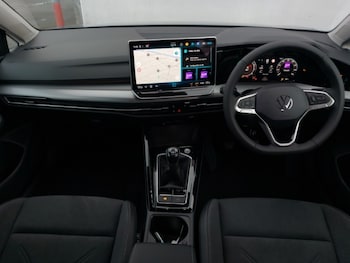 Used Volkswagen Golf 2025 for sale - 76983708: Photo