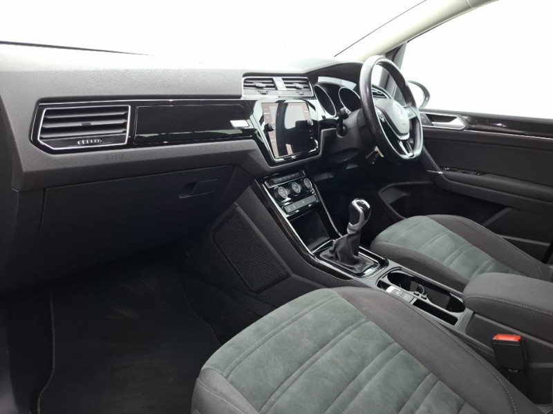 Used Volkswagen Touran 2020 for sale - 77160413: Photo 5