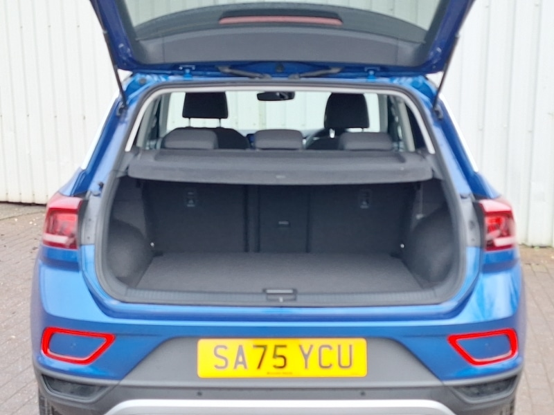 Used Volkswagen T-Roc 2025 for sale - 76816607: Photo 8