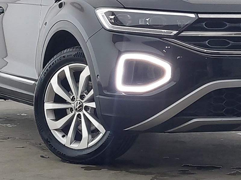 Used Volkswagen T-Roc 2023 for sale - 77923487: Photo 9