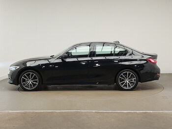 Used BMW 3 Series 2020 for sale - 77851903: Photo