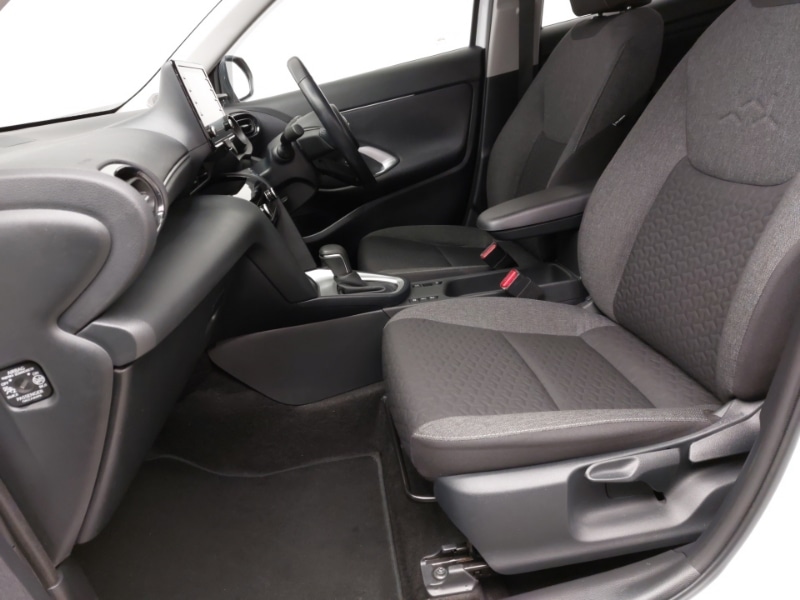 Used Toyota Yaris Cross 2022 for sale - 77115711: Photo 5