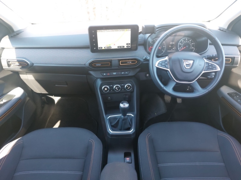Used Dacia Sandero Stepway 2021 for sale - 76427022: Photo 2
