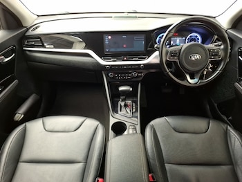 Used Kia Niro 2020 for sale - 76314180: Photo 2
