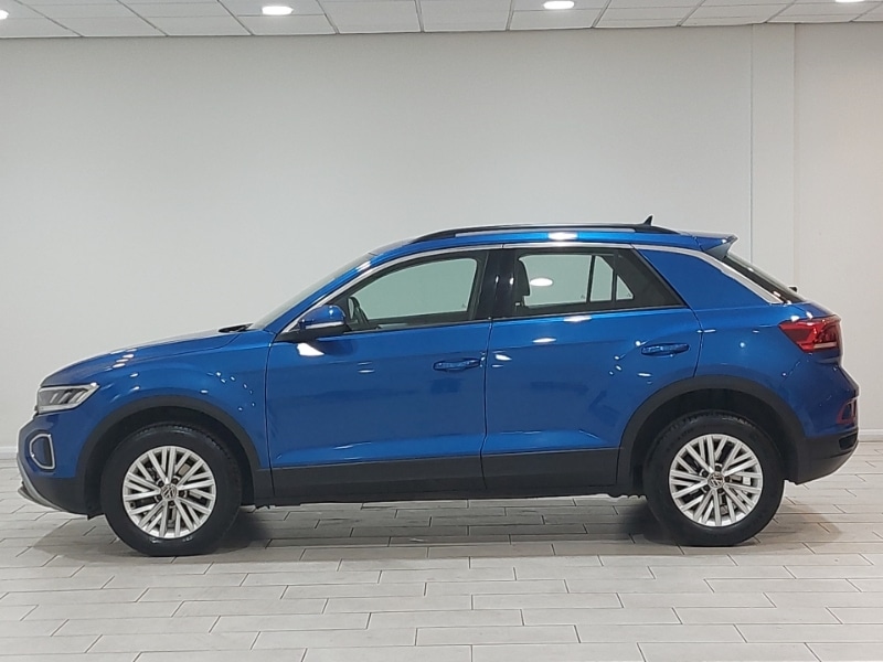 Used Volkswagen T-Roc 2023 for sale - 77875679: Photo 4