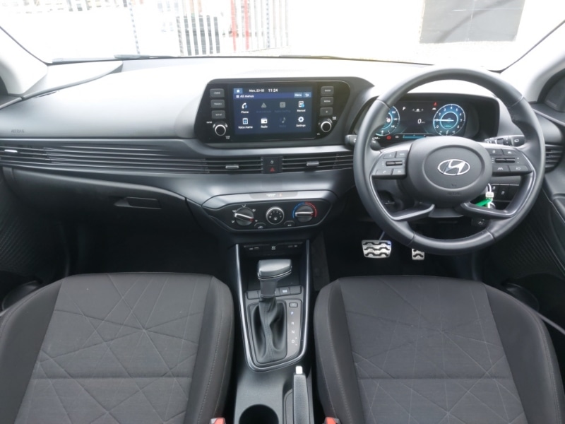 Used Hyundai BAYON 2023 for sale - 77645503: Photo 2