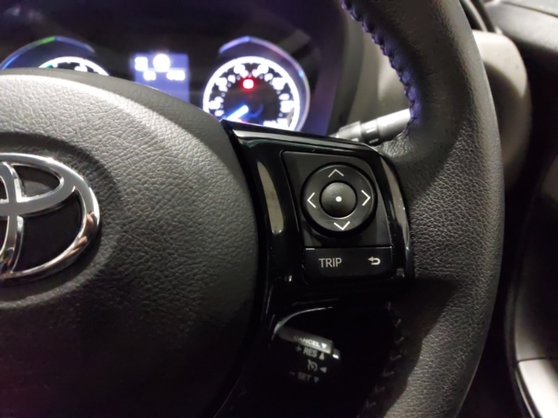 Used Toyota Yaris 2020 for sale - 76855531: Photo 11