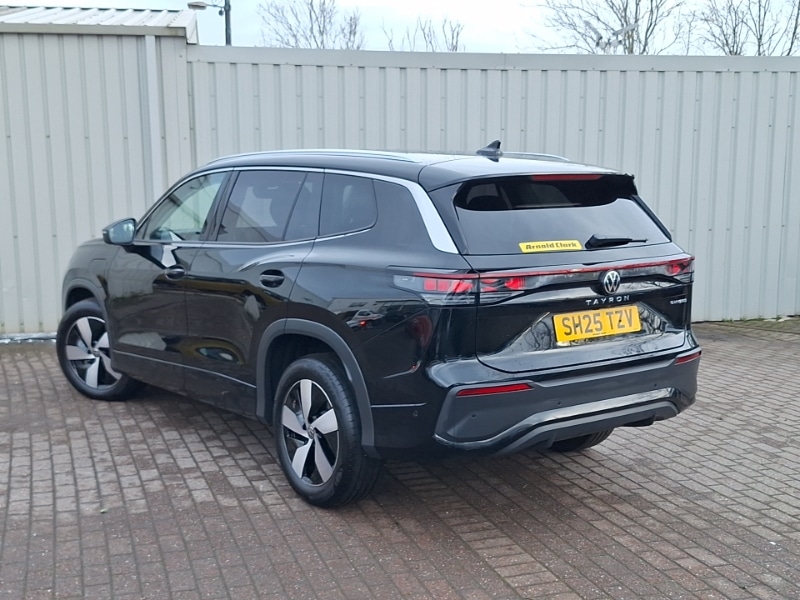 Used Volkswagen Touran 2025 for sale - 76983610: Photo 3