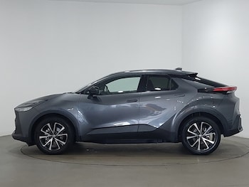 Used Toyota C-HR 2025 for sale - 75882030: Photo
