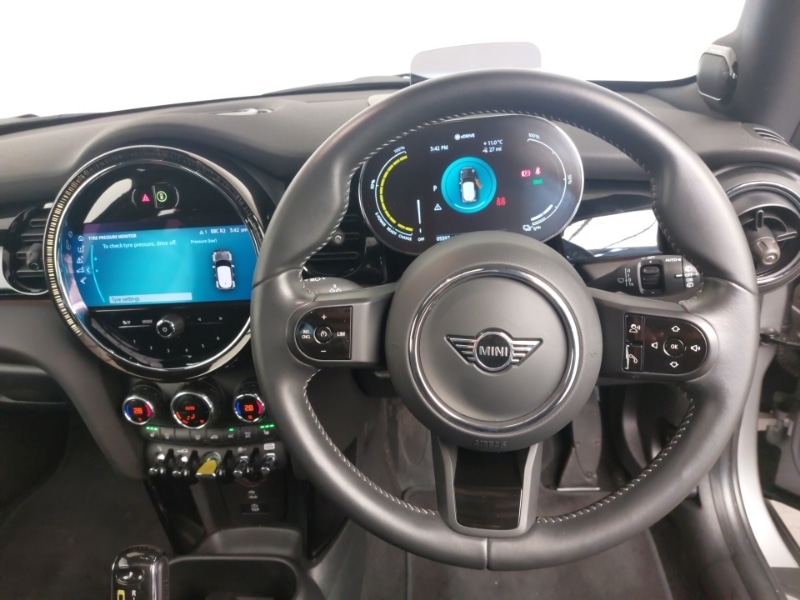 Used MINI Hatch 2023 for sale - 77439094: Photo 4