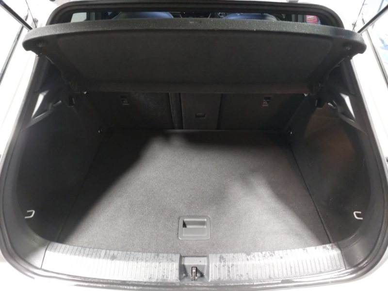 Used Volkswagen T-Roc 2022 for sale - 77155123: Photo 8