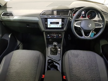Used Volkswagen Tiguan 2022 for sale - 75743125: Photo
